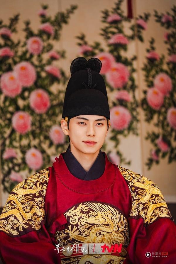 《暴君的厨师》李彩玟8件事！190cm小宋江，戏里戏外都学霸，女友是《浪漫速成班》的她 娱乐 图4张