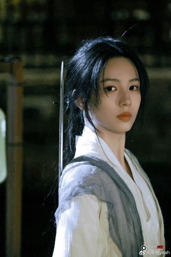 网评8位电视剧“打戏超狂”女演员：赵丽颖、刘诗诗帅过男主，虞书欣滚泥浆肉搏超惊艳！ 娱乐 图10张