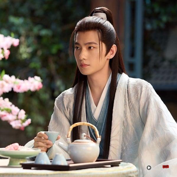 2025古装剧男主最高热度TOP10!《献鱼》陈飞宇落榜，《凡人修仙传》杨洋第8，冠军是他 娱乐 图9张