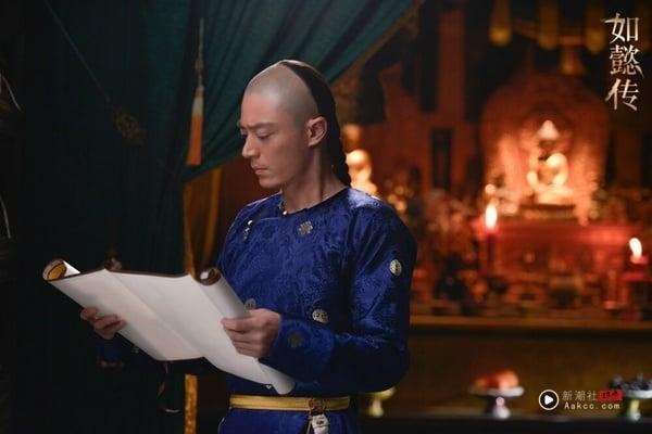 而有趣的是，霍建华上次演古装剧已经是7年前的《如懿传》，他饰演的干隆就是一个渣男角色，但因为他在剧中的造型实在太帅了，让观众们追剧时也是又爱又恨啊！