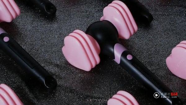 2025“Kpop韩团最美应援棒”TOP10：TXT伸缩设计超贴心，“它”再次夺冠！