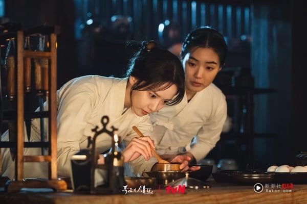 Netflix8部“一追欲罢不能”古装韩剧！《暴君的厨师》一集上瘾，但这部才是公认天花板 娱乐 图2张