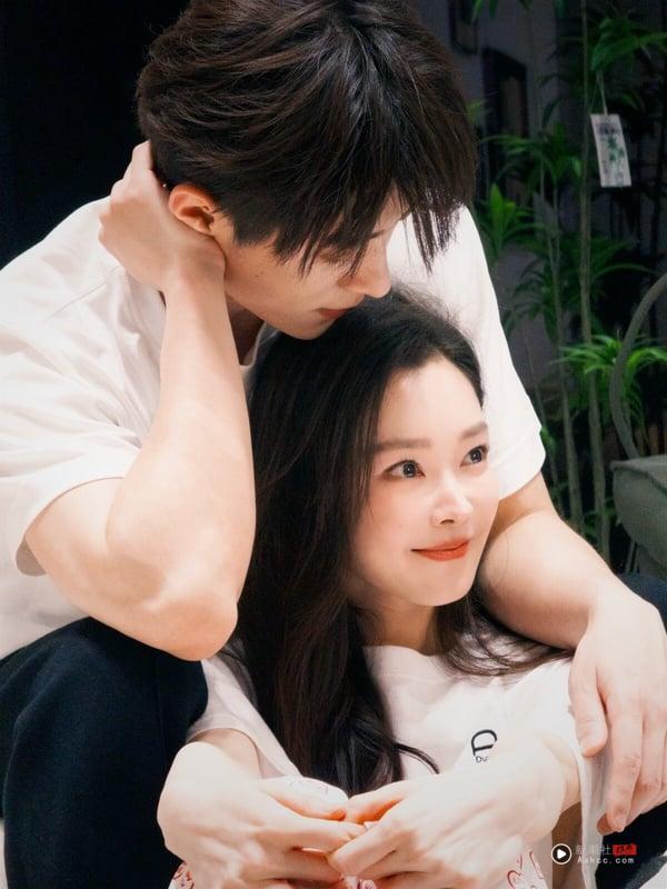 《锦月如歌》丞磊历代电视剧CP盘点：搭白鹿、周也都好嗑，和《与晋长安》宋轶假戏真做？ 娱乐 图8张