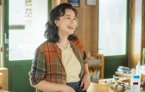10大常见更年期症状：盗汗、失眠、情绪暴躁，脚痛也是停经害的？ 最新 图9张