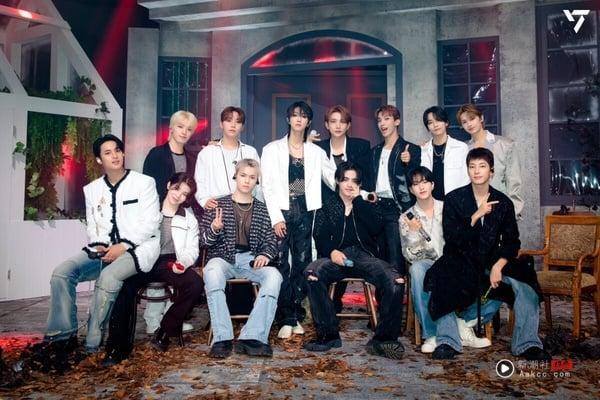 Kpop 实力王者！网评10组“唱跳超稳”偶像团体：BTS、SEVENTEEN、ATEEZ 现场零失误 娱乐 图2张