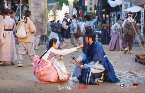 《暴君的厨师》结局前口碑下滑？韩网列5大槽点：料理对决太拖戏、中文台词多到想快转 娱乐 图4张
