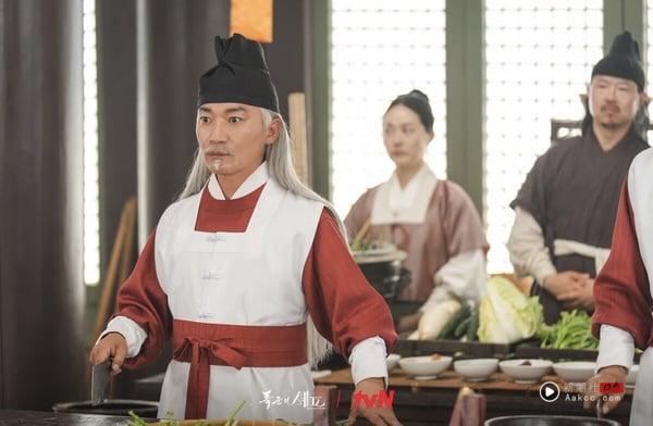 《暴君的厨师》结局前口碑下滑？韩网列5大槽点：料理对决太拖戏、中文台词多到想快转 娱乐 图5张