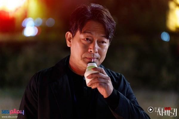 《家母螳螂》剧情看点+评价解析：高贤廷癫狂演技封神、反转不断，网评一追就停不下来 娱乐 图10张
