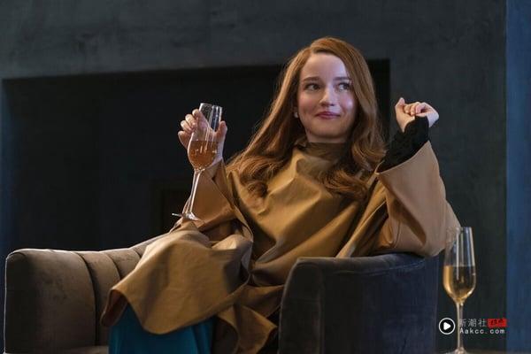 《许我耀眼》许妍的故事真实上演！骗子“安娜”假千金混进上流圈，现实结局超讽刺！