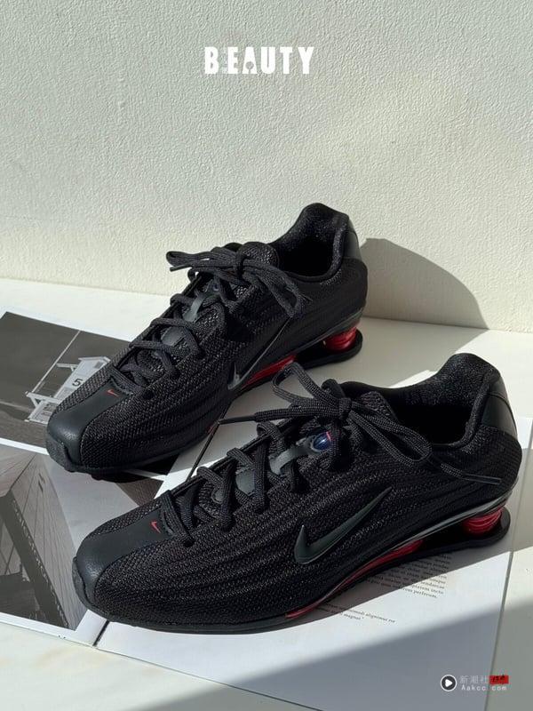 编辑推荐｜2025下半年“话题球鞋”评比：张员瑛同款NB、Nike X JACQUEMUS联名必抢！ 时尚 图3张