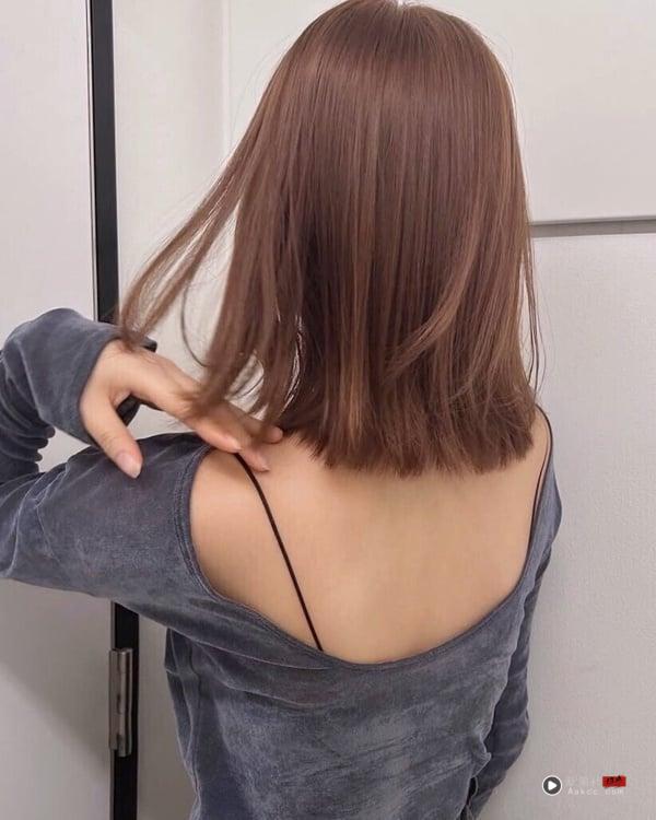 秋季发色范本！8款韩系氛围感发色推荐：牛奶柔棕、烤栗红棕不用漂，布丁头不尴尬