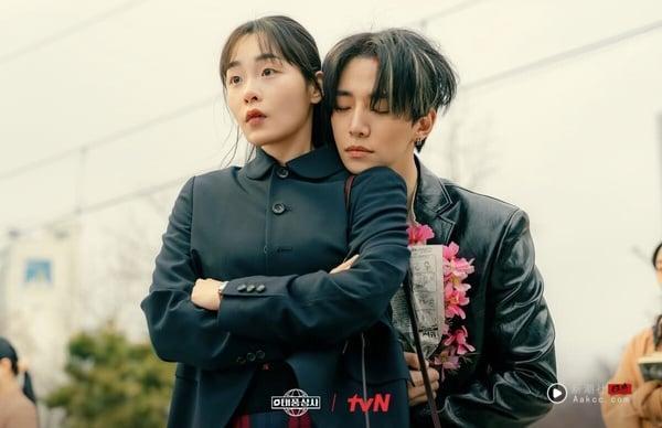 Netflix《台风商社》剧情看点&角色介绍：李俊昊化身痞帅社长，携金敏荷共谱社内恋爱！ 娱乐 图11张