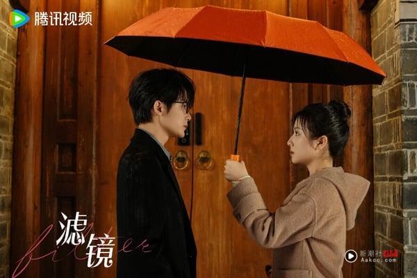 腾讯近年“最高分”现代爱情电视剧TOP10！《许我耀眼》落榜《十二封信》第4，冠军零负评 娱乐 图8张