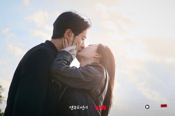 2025 tvN韩剧收视排行TOP10！俊昊《台风商社》狠超《未知的首尔》登第2，冠军飙破17% 娱乐 图4张