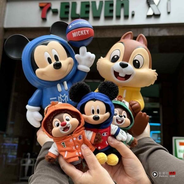 7-11“迪士尼 X Champion”集点！迪士尼玩偶盲盒、吸管杯、大头翻转颈枕等新品一次看 最新 图1张