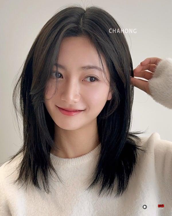 8款不用烫中长发层次剪推荐！蓬松层次剪、日系块状剪率性耐看，这款不用整理 最新 图6张