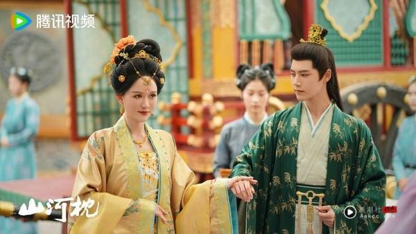 《山河枕》9位演员介绍！宋茜、周洁琼都是女团出身，主演还藏一中国台湾演员 娱乐 图7张