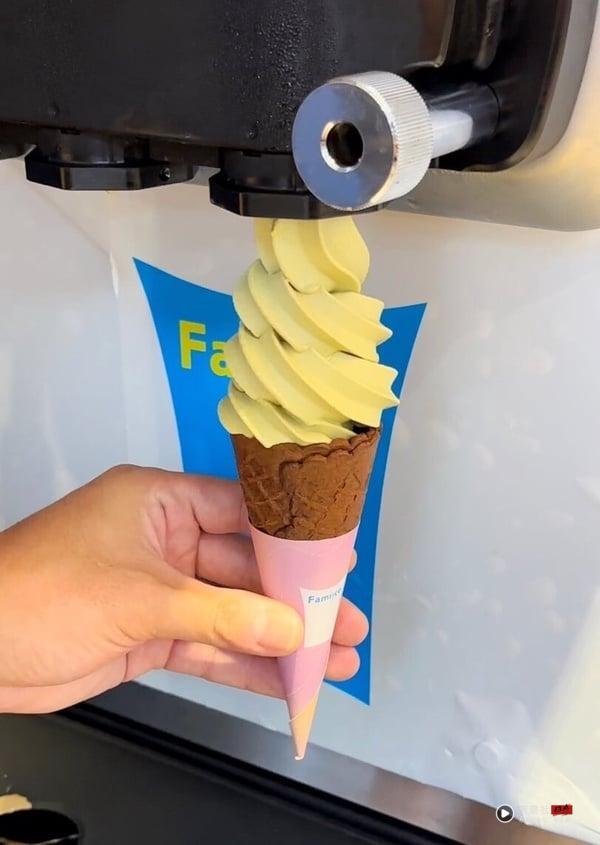 全家霜淇淋12月推“开心果霜淇淋”，浓郁开心果坚果香浓必吃