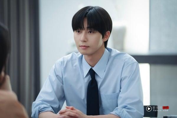 12月“韩剧演员话题度”TOP10：《一吻爆炸》张基龙、安恩真都上榜，冠军实至名归！