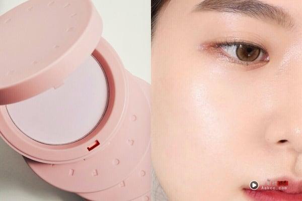 Threads上超火光泽蜜粉是什么？光泽型蜜粉用法＋7款专柜、开架蜜粉推荐一次看