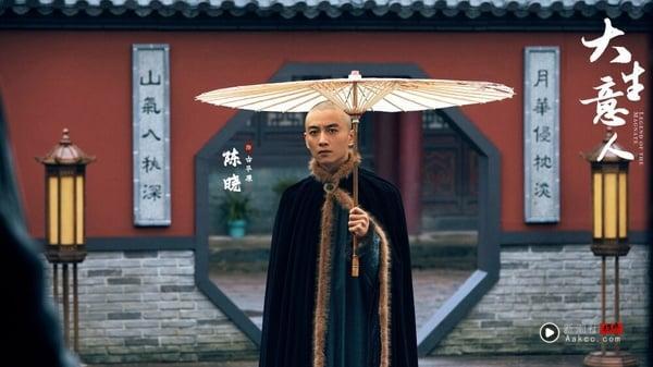 陈晓的发展一直都不差，近年也推出了一些代表作，像是《梦华录》、《云襄传》等，而前阵子主演的《大生意人》，是部大男主电视剧，口碑也蛮亮眼的，在豆瓣上获得7.2分。这对CP虽然离婚了，但还好各自的发展都还是很不错呢！