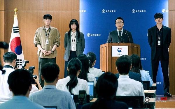 《铁拳教育》线上看6大剧情、角色介绍：金武烈以暴制暴，网封“教育界模范计程车”！