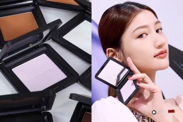紫色蜜粉怎么用？适合谁？2026紫色蜜粉推荐＋用法解析一次看，用错小心粉底变灰脏