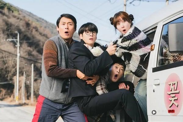 不输《铁拳教育》！Netflix最近好看的6部韩剧！《我的王室死对头》必追，这部一生推！