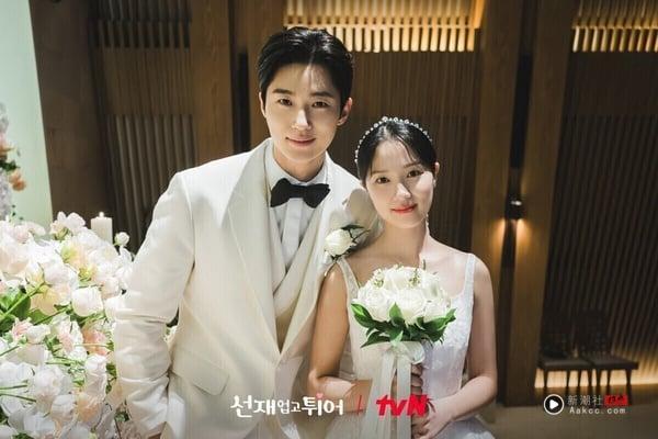 近期Netflix中国台湾“观看排行”TOP10！《背着善宰跑》上榜，《翘楚》第二，冠军真的火！