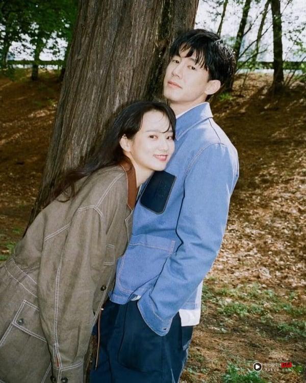《铁拳教育》男主老婆是她！5对让人意外的韩剧演员夫妻！《21世纪大君》他们竟是夫妇