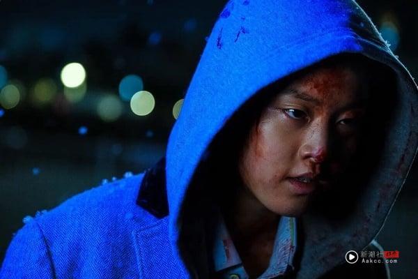 最近随着《铁拳教育》爆红，同导演指导的《少年法庭》也再次被热议，还默默冲上Netflix榜单前排呢！《少年法庭》评价超级好，但很可惜没有达到《铁拳教育》这样的超高讨论度，但其实剧情也很有内容。