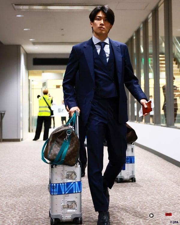 日本足球天菜中村敬斗的Ｎ件事！