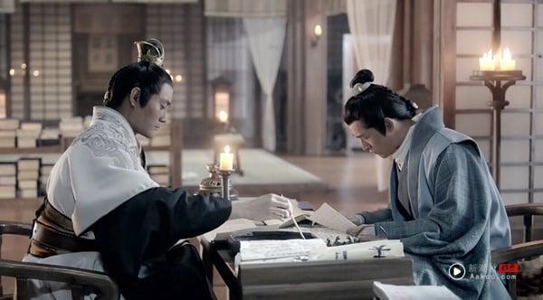 《琅琊榜》整部剧就是围绕着复仇展开的。梅长苏原本是赤焰军少帅林殊，是金陵帝都最明亮的少年，然而赤焰军却遭奸人陷害，梅岭惨案满门覆灭，林殊身中火寒之毒，经削皮挫骨的彻底解毒之后音容大改，改名梅长苏，蛰伏江湖，以待时变。