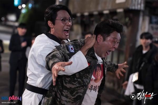 《金特务：本色回归》好看吗？6大剧情、角色介绍：苏志燮铁拳教育超狂，收视狂飙15.7%