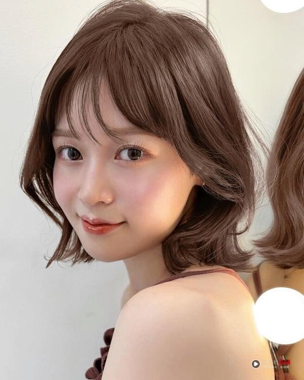 褪色也好看！2026日韩“冷棕发色”12款推荐，适合肤色＋褪色效果一次看