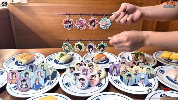 藏寿司Ｘ《名侦探柯南》 剧场版24款开扭！徽章、磁贴、挂饰登场，满额再送角色杯垫