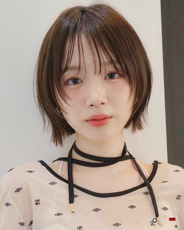 2026日系短发烫发推荐！10款短发范本＋适合脸型一次看，这款不用烫、自然卷好整理