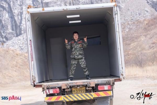 网议《金特务：本色回归》5大槽点：剧情超拖、不合逻辑，敏智&amp;amp;amp;amp;朱代表是“不死之身”？