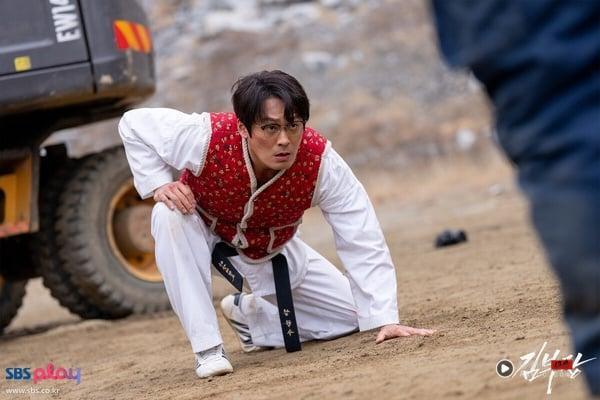 网议《金特务：本色回归》5大槽点：剧情超拖、不合逻辑，敏智&amp;amp;amp;amp;朱代表是“不死之身”？