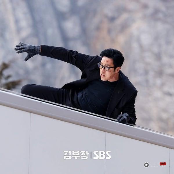 近年收视难得破20%的韩剧TOP9！《金特务：本色回归》第9《爱的迫降》第8，冠军飙破28%