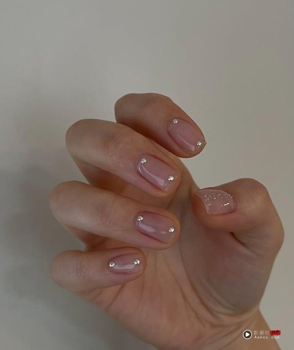 什么是bare nails？美甲范本盘点