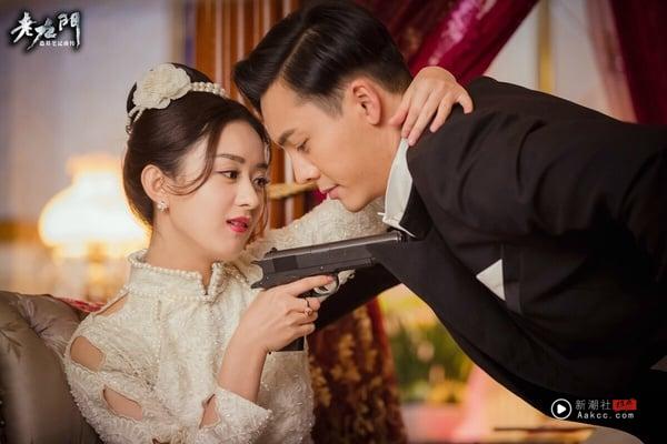 《老九门》时隔多年推出续集《九门》，找回陈伟霆继续演张大佛爷，不过很可惜，赵丽颖、张艺兴等人都没有回归，而是找来新演员主演。其实《九门》是张大佛爷和吴老狗、霍仙姑的新冒险故事，所以影响不大，但大家还是很想念赵丽颖演的尹新月啊！