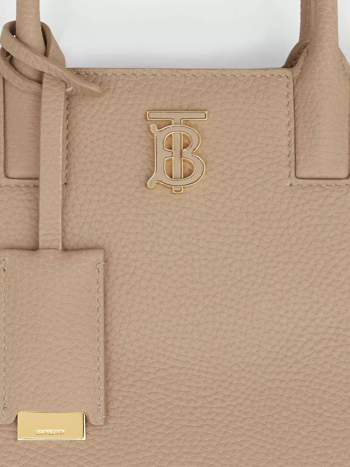 包・开箱／全智贤同款BURBERRY方包荣登本季最优雅手袋　附赠小镜子超加分 时尚穿搭 图8张