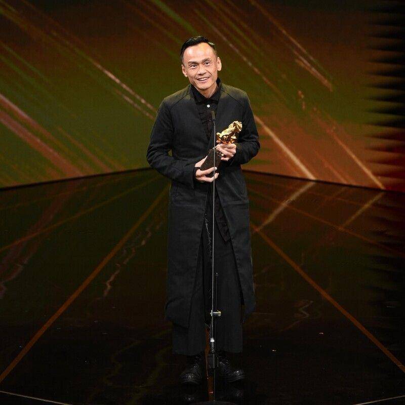 演活《她和她的她》狼师！编、导、演全才　关于金马影帝陈以文的5件事 名人名流 图7张