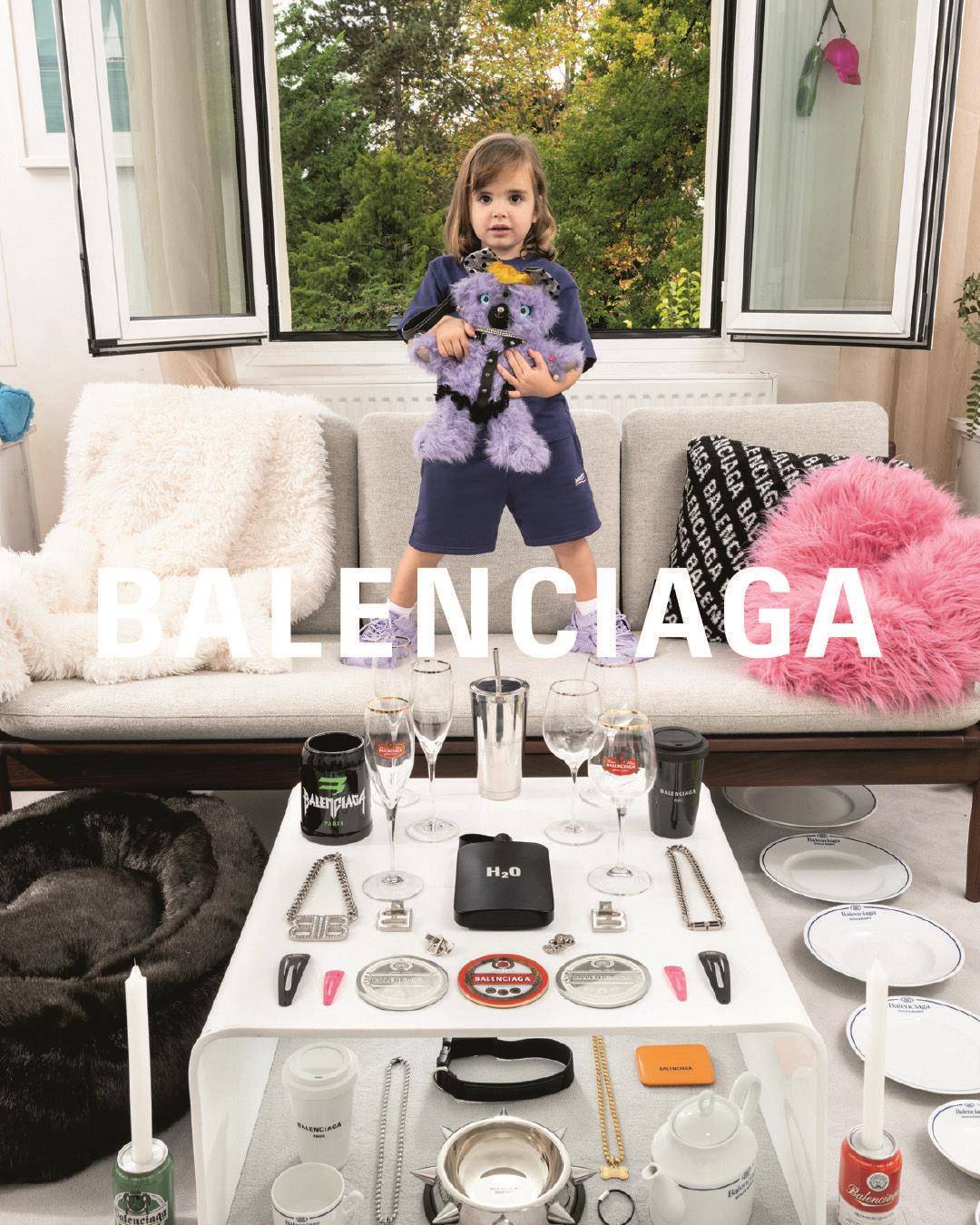 Balenciaga“新广告惹议”删光照片道歉：重视儿童安全 名人名流 图1张