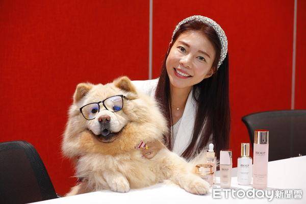 11天创虾皮直播千万业绩！双11带货女王Smile销售心法全公开