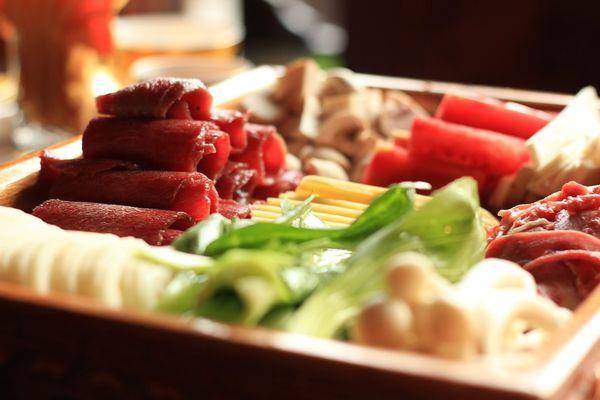 营养师教“吃火锅不发胖”5招秘诀：用“轻酱料”取代沙茶酱 最新资讯 图3张