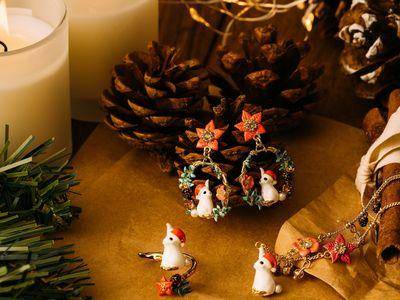 戴圣诞帽的小兔首饰萌翻天　当派对女王必备闪亮星星项炼