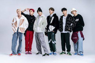 Ozone齐穿“三叶草复古潮鞋”！　《Unicorn》MV搭皮草造型帅炸