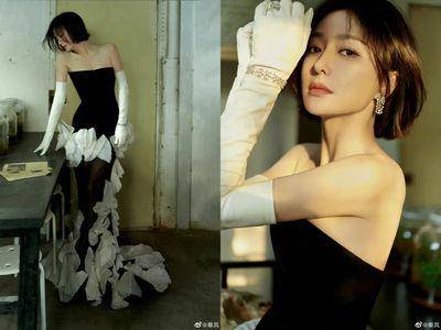 43岁秦岚穿透视花瓣礼服惊艳压轴! 超强身材管理根本少女等级